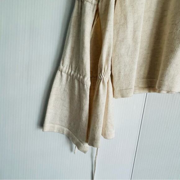🆕 MNG basics by Mango cream bell sleeve sweater size extra small NWT - Picture 4 of 6